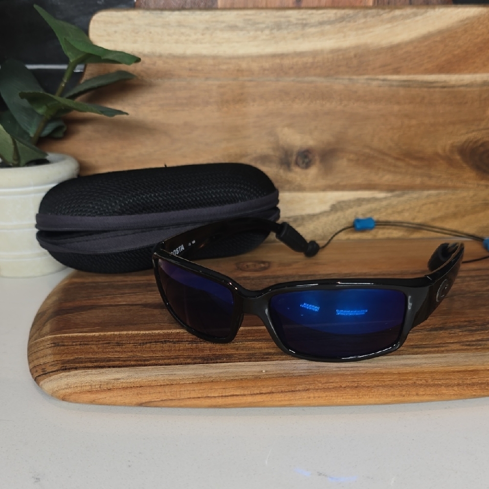 Costa Del Mar Caballito Blue Mirror 580P Polarized Rectangular Sunglasses